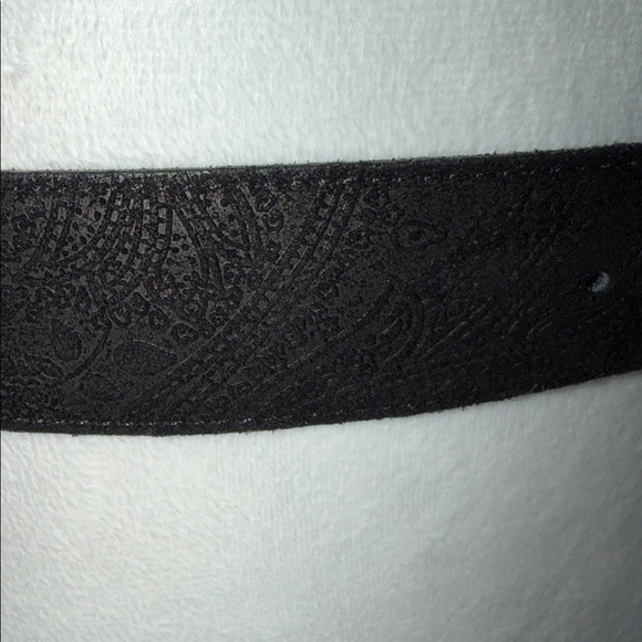 Omega Vintage Etched Suede? Belt Gold Metallic Buckle Floral Design Fits 30-34” main image 10